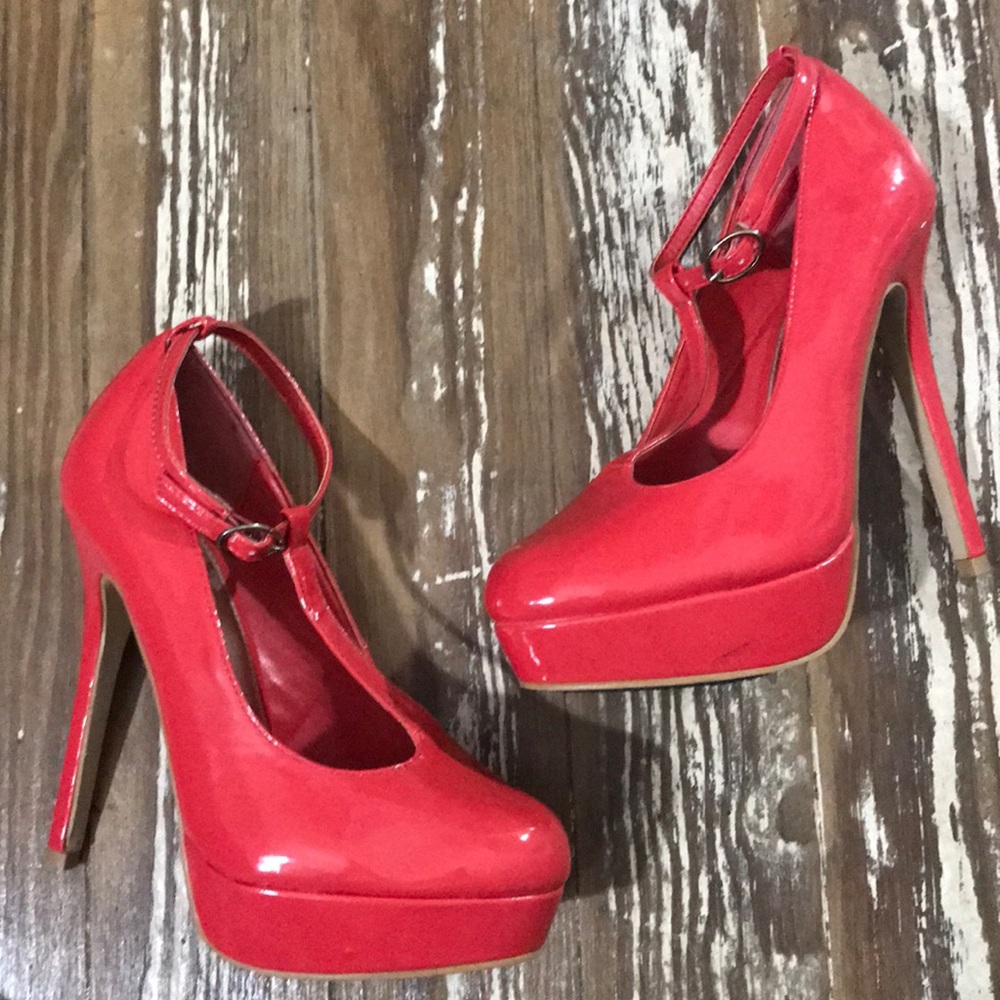 BAKERS melon tangerine Mary Jane style pumps 6M